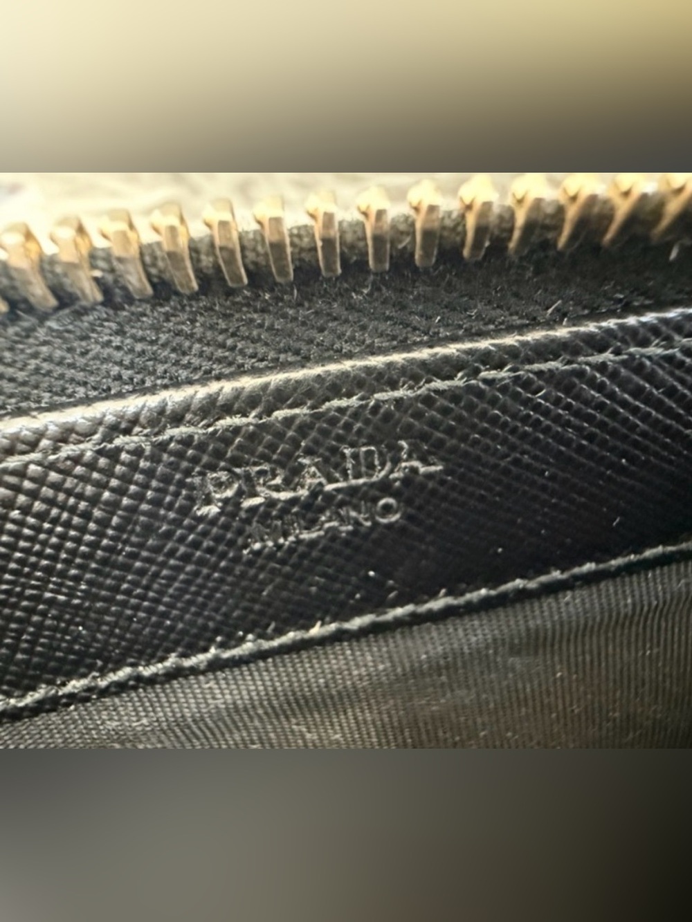 PRADA Vitello Move Black Leather Zip Around Wallet - CERTIFIED AUTHENTIC - Picture 8 of 13